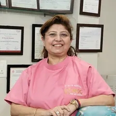 Dr. Divya Marwaha — Gold Medalist dentist in Gurugram
