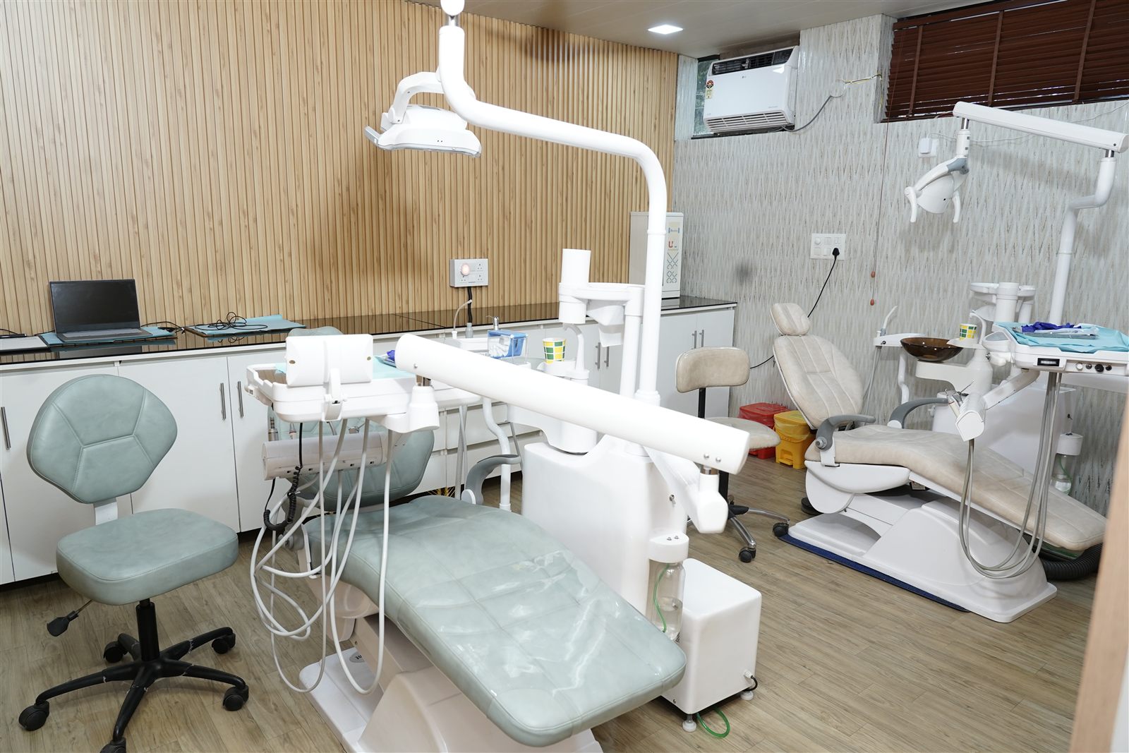 Marwaha Dental Clinic Sector 39 near Medanta Hospital Gurugram