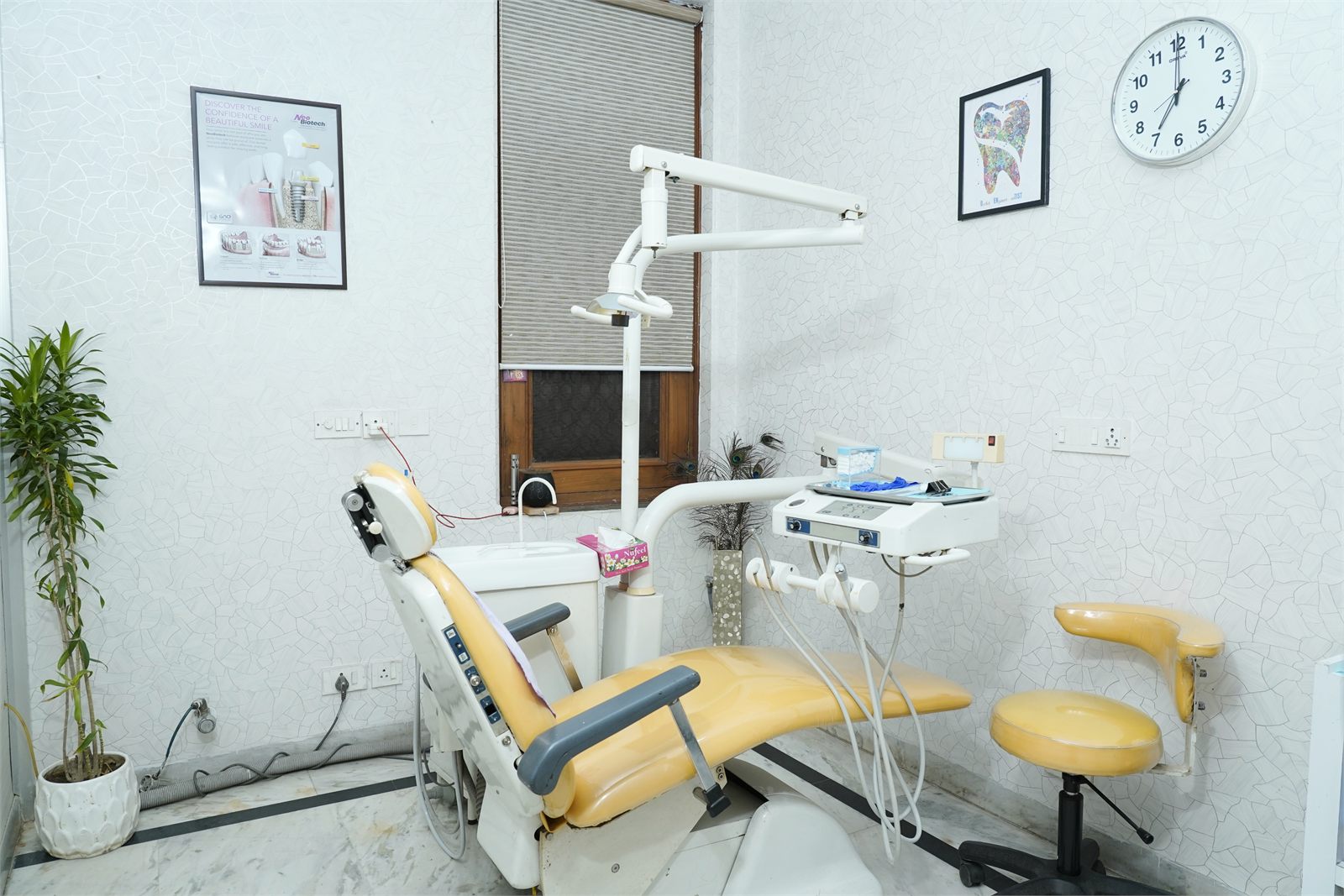 Dental chair and equipment at Marwaha Dental Clinic in Gurugram