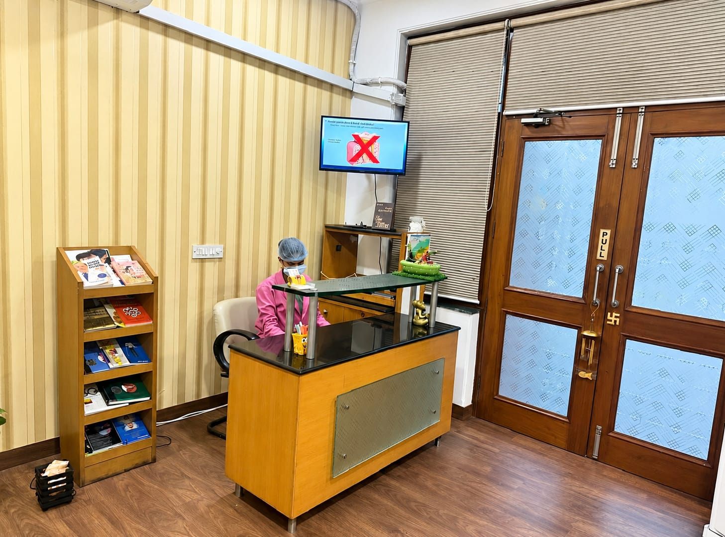 Reception desk at Marwaha Dental Clinic in Gurugram